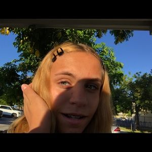 Meet your Posher, Mia